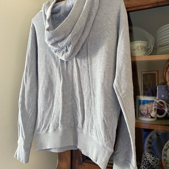 Forever 21 Contemporary Hoodie - Picture 9 of 14